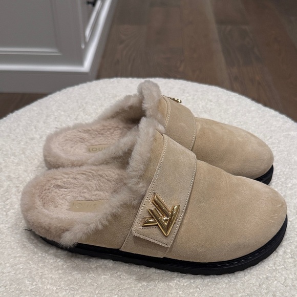 Louis Vuitton Women's Beige Shearling Slip-On Mules - Picture 2 of 8